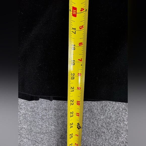 Ann Taylor Vintage Velvet Skirt Size 12 Black Pencil Knee Length Made in the USA - Picture 4 of 8